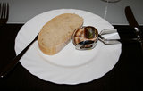 Weinbergschnecke mit Kräuterbutterfüllung